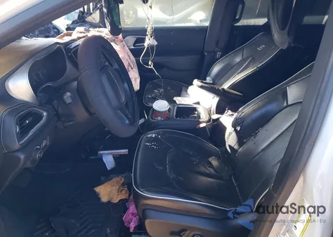 2019 Chrysler Pacifica Limited из США, поврежденный, VIN 2C4RC1GGXKR733088